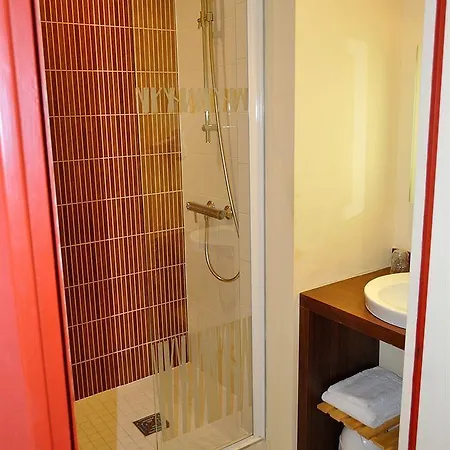 La Jetee Hotel