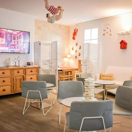Hotel La Jetee 3*