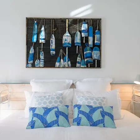 La Jetee Hotel 3*