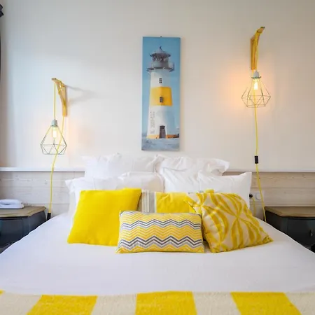 La Jetee Hotel 3*